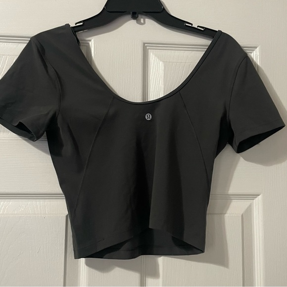 Lululemon - Picture 2 of 3